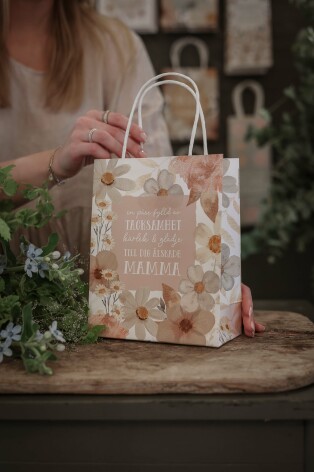 Majas Gåvopåse | Giftbag En påse fylld av tacksamhet kärlek & glädje till dig älskade Mamma