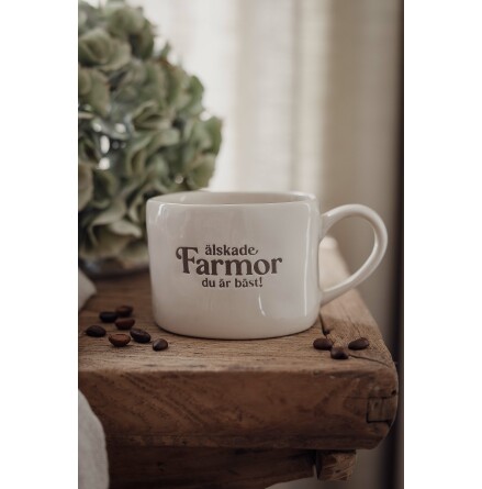 Majas Mugg lskade Farmor..