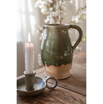 Ivy Kanna/Vas Gr�n